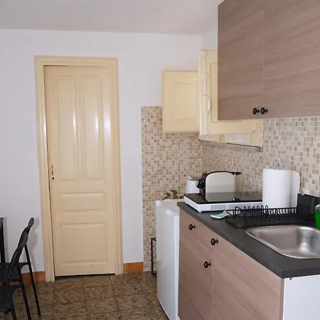Holiday home With Terrace In The Centre Of Zafferana Etnea