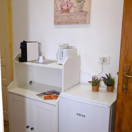 With Terrace In The Centre Of Holiday home Zafferana Etnea
